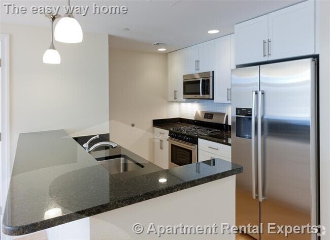 Building Photo - 7 Cameron Ave Unit #102H Rental
