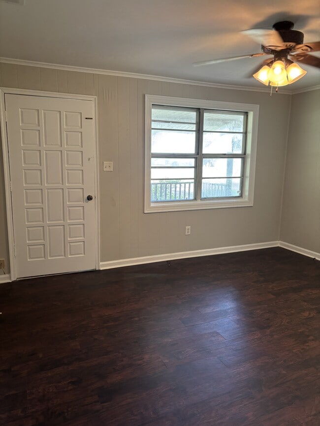 Photo - 141 Fannie Dr
