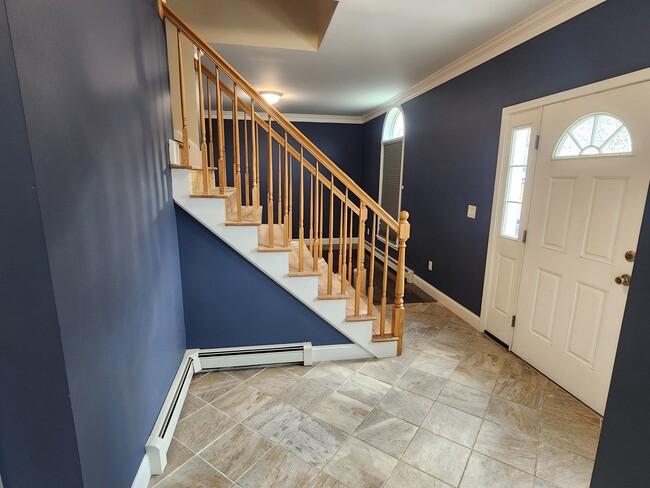 Front foyer from the front living room - 30 Mary Ann Way