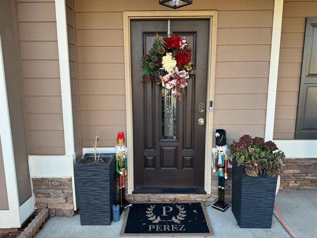 Photo - 1489 Washington Rose Ave