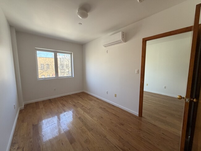 Photo - 342 53rd St Unit 3F