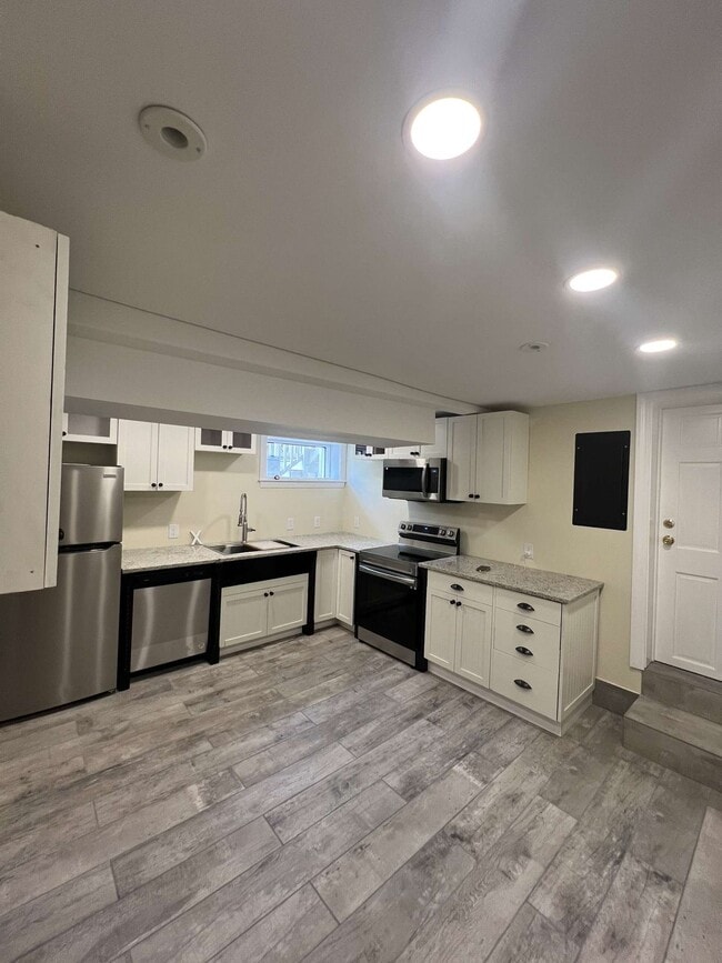 Kitchen - 185 Rutledge Ave Unit 185 Rutledge Avenue Apt X