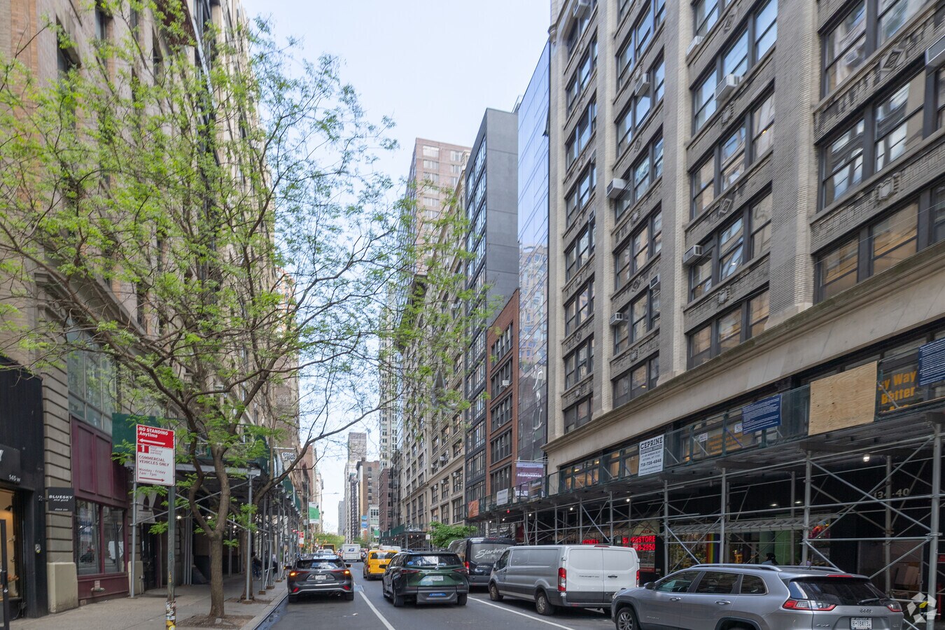 Photo - 128 W 26th St