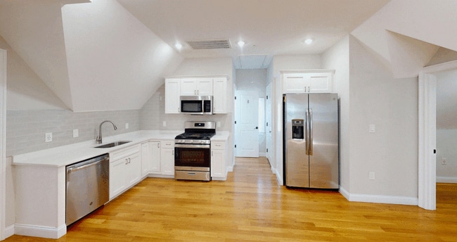 Photo - 62 Gordon St