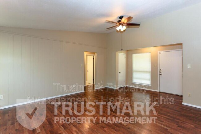 Photo - 1230 Preswick Cir