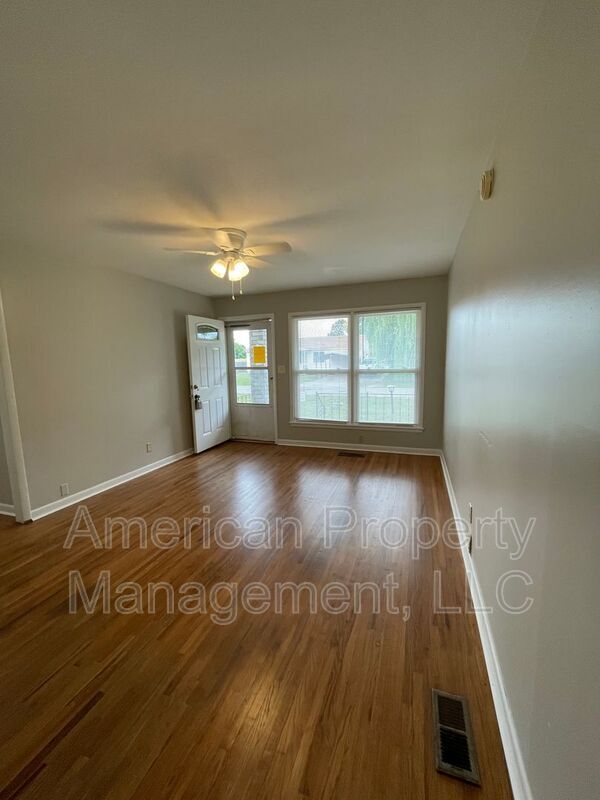 Photo - 523 E Duncan St