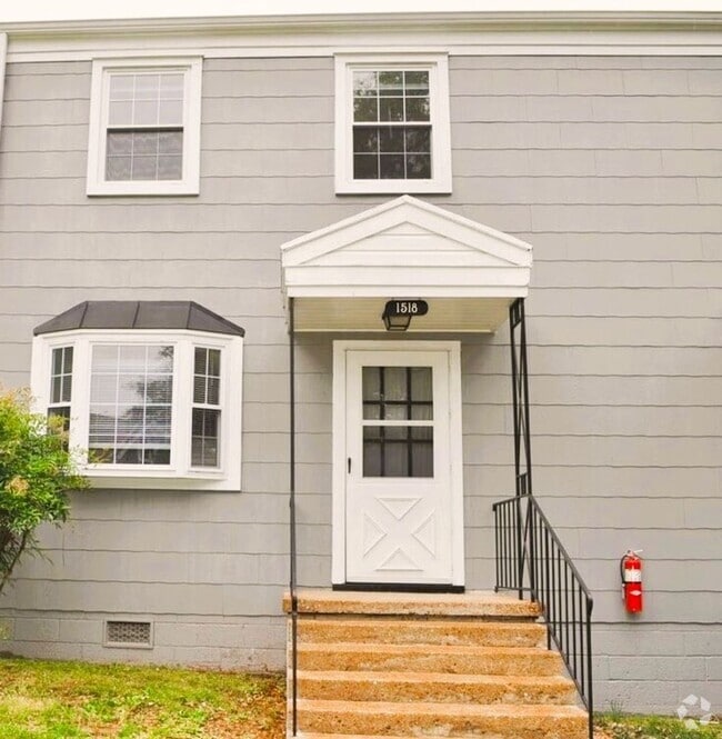 Building Photo - 2BR / 1BA Townhome In Old Town/Five Points!