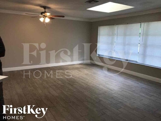 Photo - 4882 Pine Cone Ln