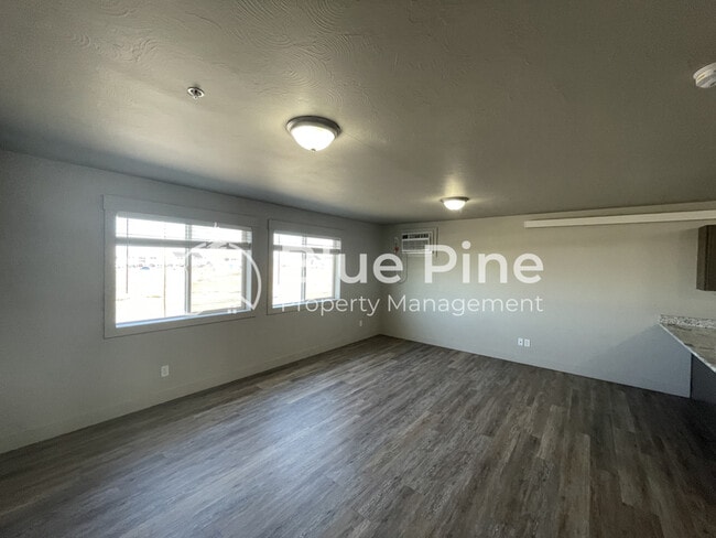 Photo - 5850 N Freedom Rd