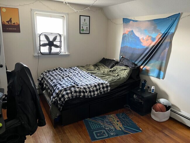 Photo - 68 Winchester St Unit 2