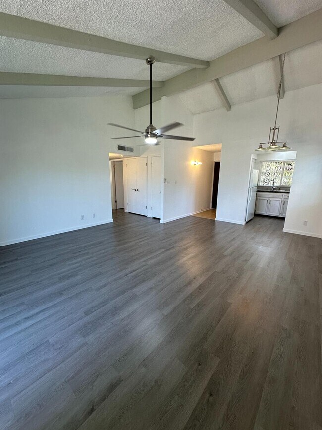 Photo - 1415 E Rialto Ave