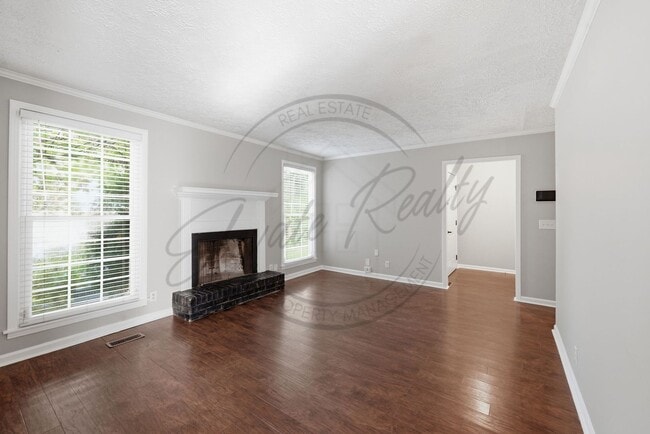 Photo - 722 Heritage Square Dr