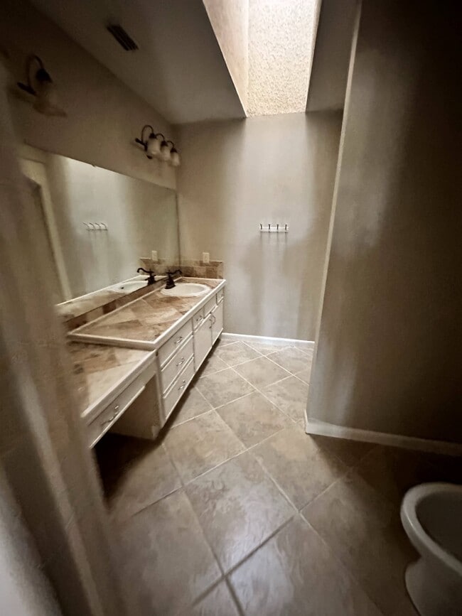 Photo - 10090 SE 106th Ln