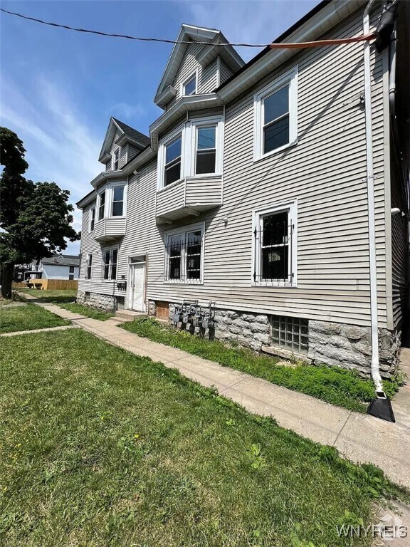 Building Photo - 355 Plymouth Ave Rental