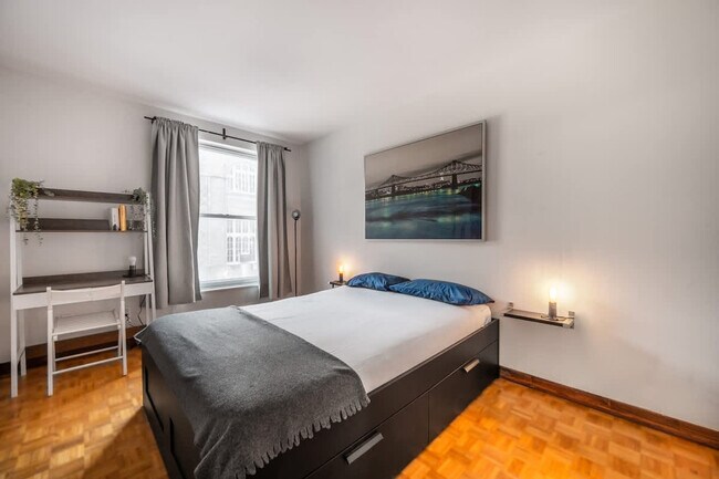Photo - 2023 Rue Dézéry Unit SI FL2-ID1589103P