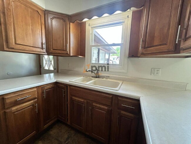 Photo - 8136 Grace Pl