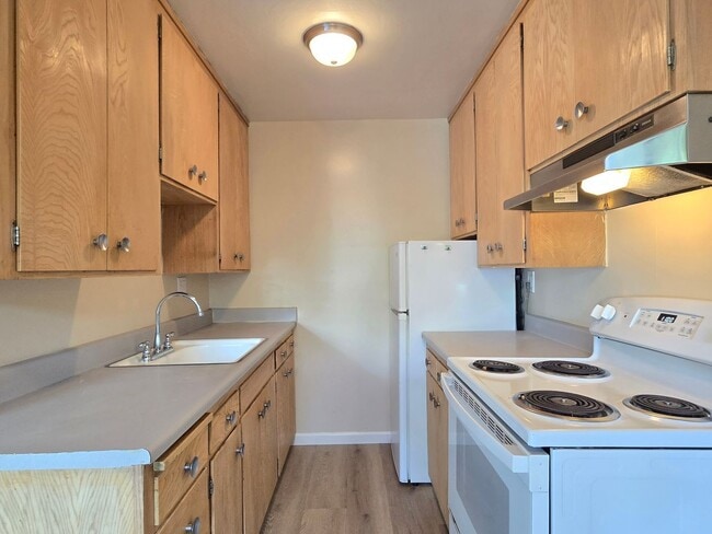 Photo - 45 Oak Ave Unidad 103