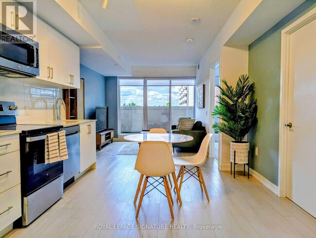 Photo - 4010 Eglinton Ave W Unit 509