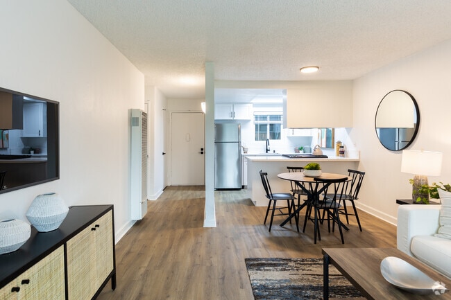 Model 1BR, 1BA - 640SF - ReNew Berryessa