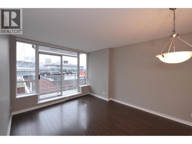 Photo - 821 Cambie St. Unité 606