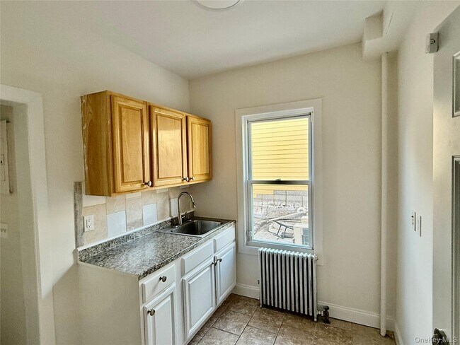 Photo - 137 Lake Ave Unit 3W