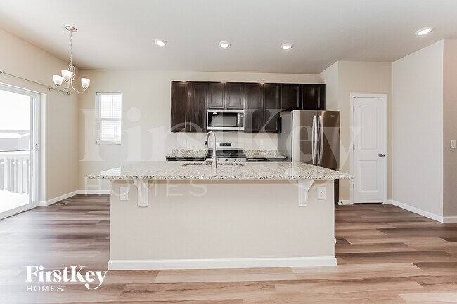 Photo - 1902 Villageview Ln