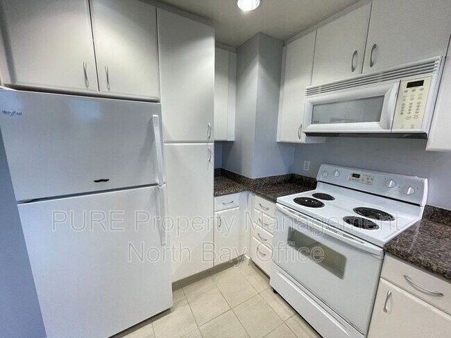 Photo - 260 King St Unit #371