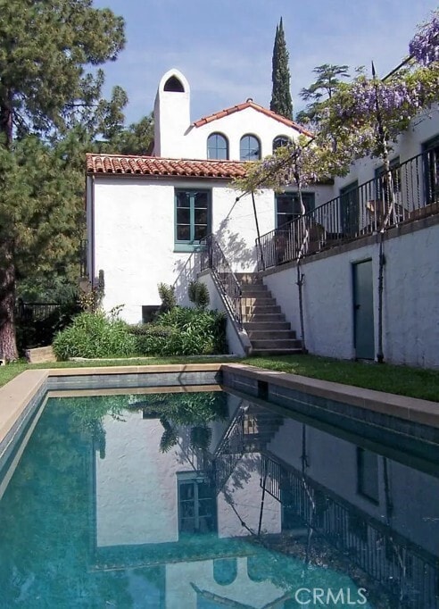 5237 Alta Canyada Rd