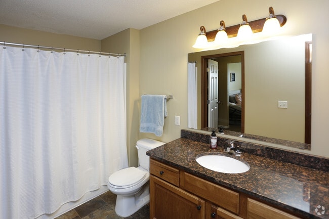 2BR, 1BA - 1,163 SF
