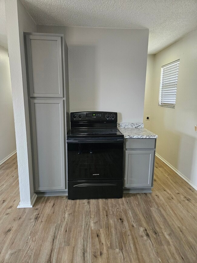 Photo - 1830 N Troost Ave