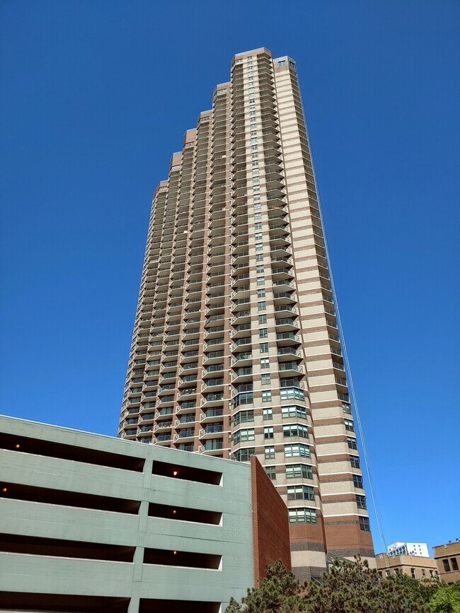 Building Photo - 3660 N Lake Shore Dr Unit 2908 Rental