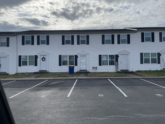 Photo - 455 Three Springs Rd Townhome