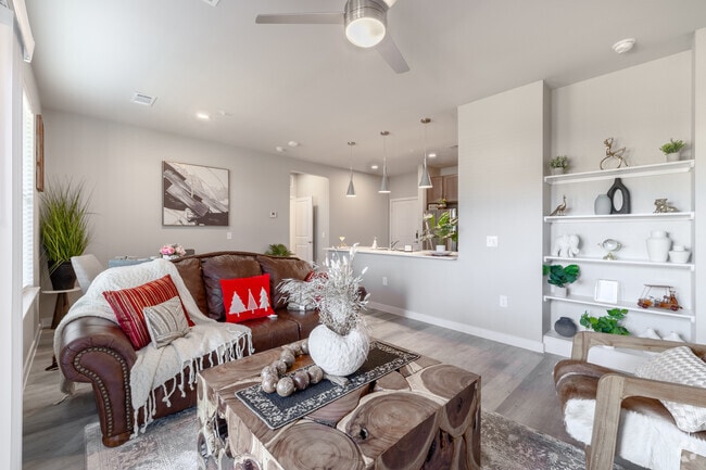 2BR, 2BA - 1,096SF - Living Room