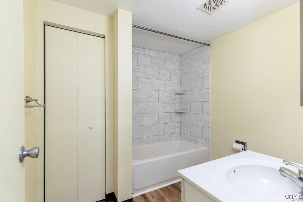 Photo - 471 Idlewood Blvd