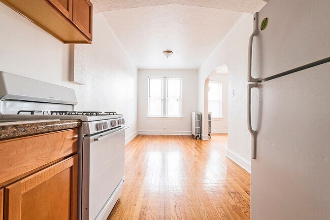 222 E 109th