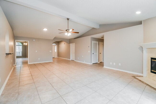 Photo - 401 Baybrook Dr