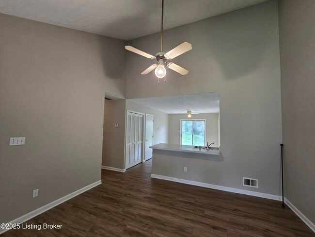 Photo - 3712 Locust Ave