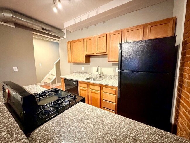 Photo - 3947 Mintwood St Unit 2