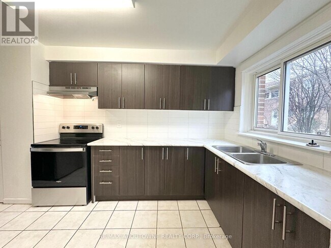 Photo - 63 Havenbrook Blvd