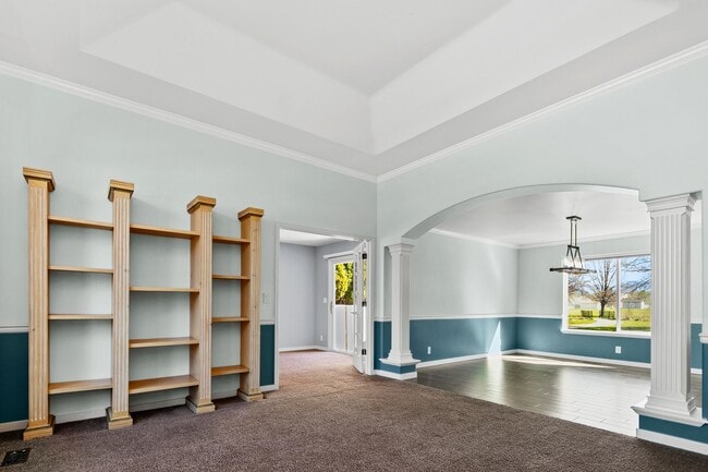 Photo - Parkside Paradise: Spacious 5-Bed Luxury in Hobble Creek