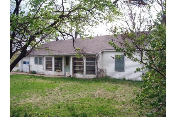 NEWLY REMODELED! - NEWLY REMODELED!