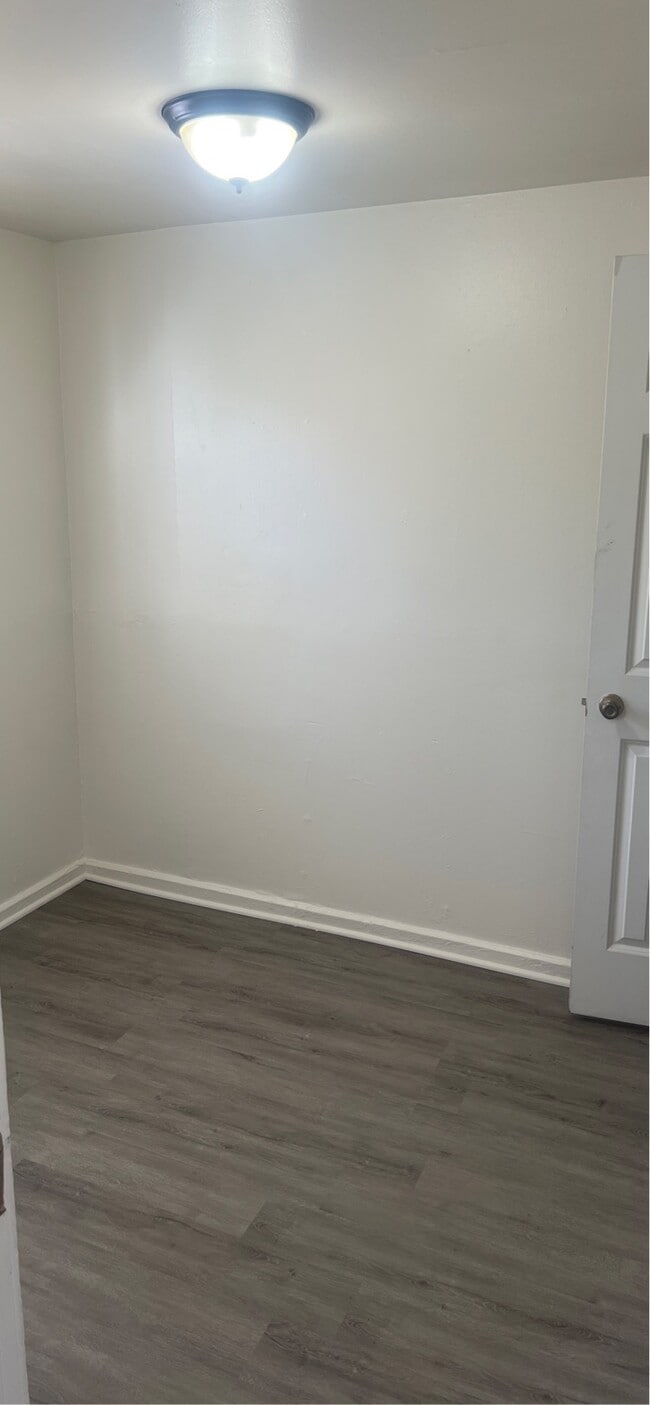 902 S Jackson St Unit Rear Unit