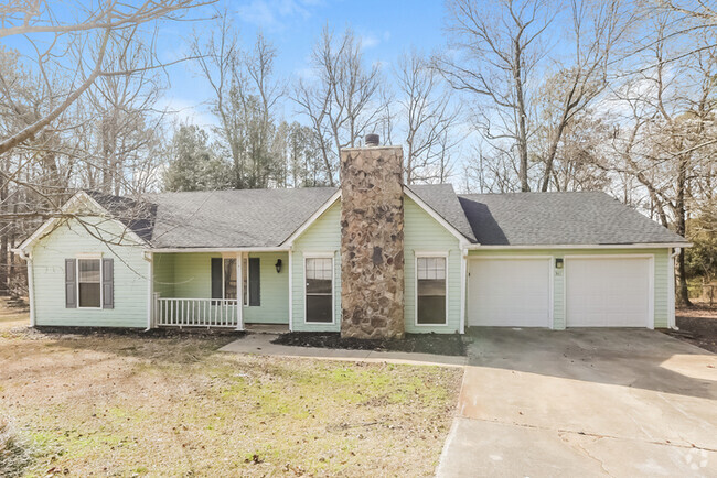 Building Photo - 3 Bedroom Atlanta Home