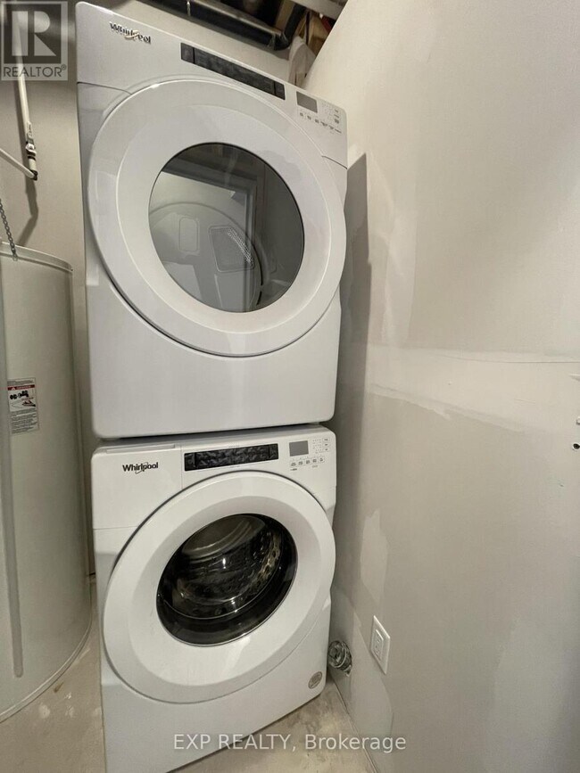 Photo - 633 Corporal Private