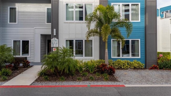 Building Photo - 7740 Sandy Ridge Dr Unit 131