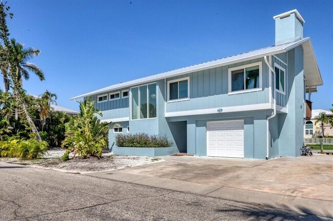 Building Photo - 825 Tarawitt Dr Rental