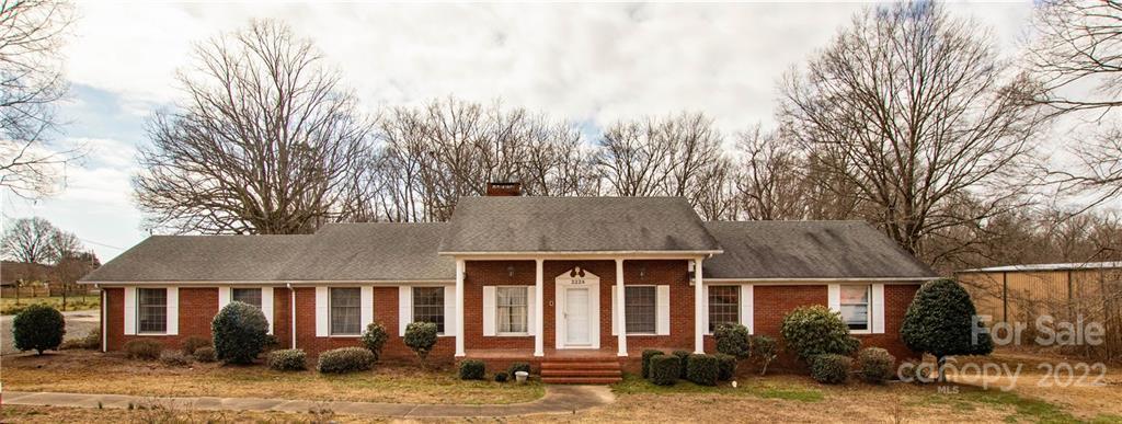 Photo - 2228 E Main St