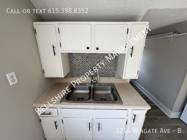 Photo - 3214 Wingate Ave Unit B