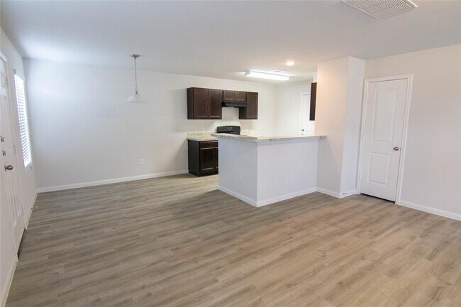 Photo - 12804 Dopey Hollow