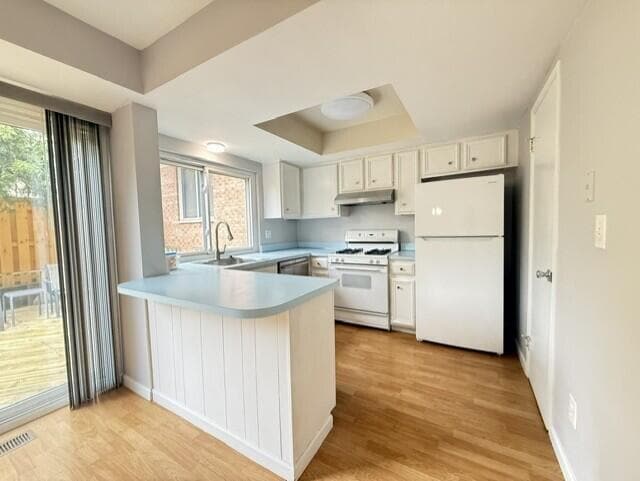 Photo - 3485 Burbank Dr
